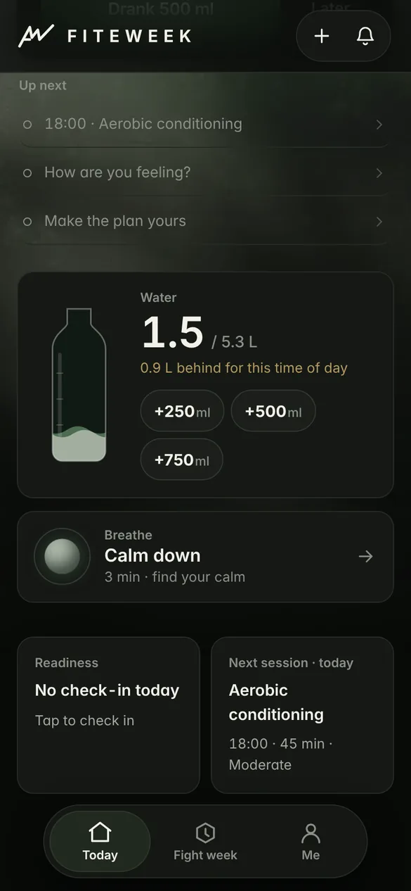 Water bottle that fills as you drink